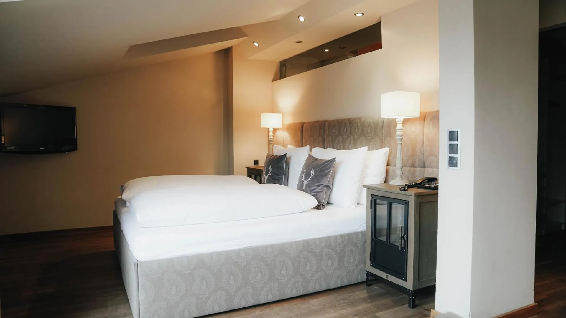 Boutiquehotel Weisses Roessl İnnsbruck